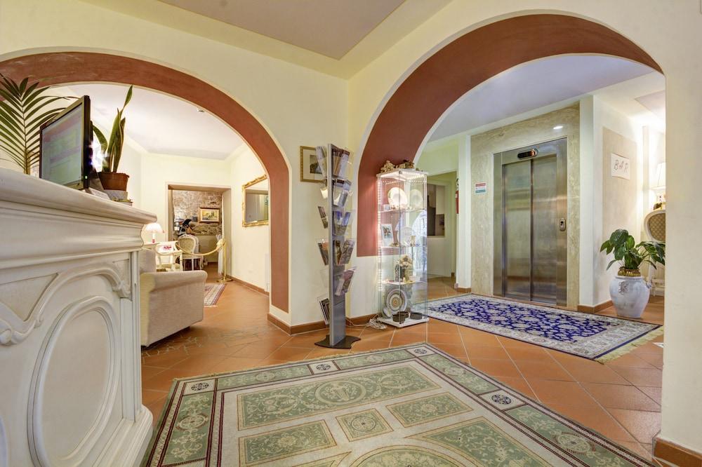 In 3* Volterra