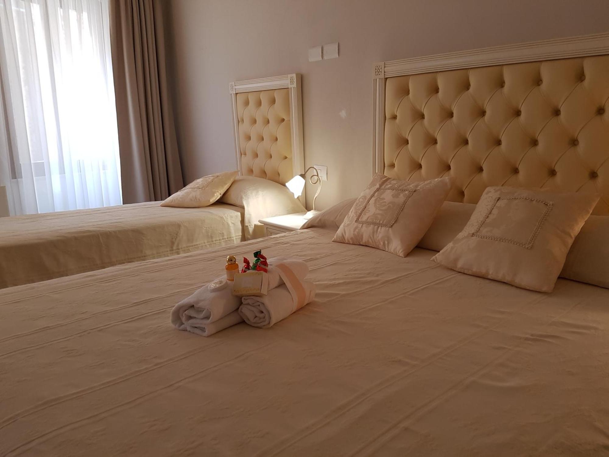In Hotel 3*