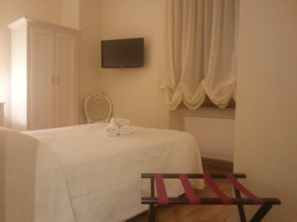 Hotel In 3*