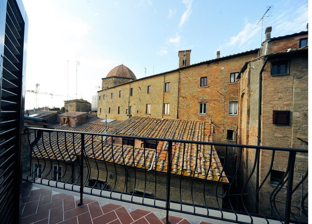 In Hotel Volterra