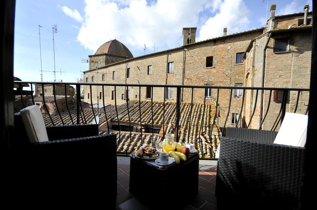 In Hotel Volterra